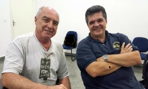 Os jurados Nelson Ayres (esquerda) e Jether Garotti. Foto: divulgação.