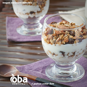 Iogurte com granola