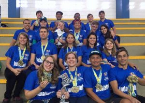 Equipe de natação PCD ADI/Secretaria Municipal de Esportes foi novamente campeã no feminino e no masculino. Foto: Divulgação.